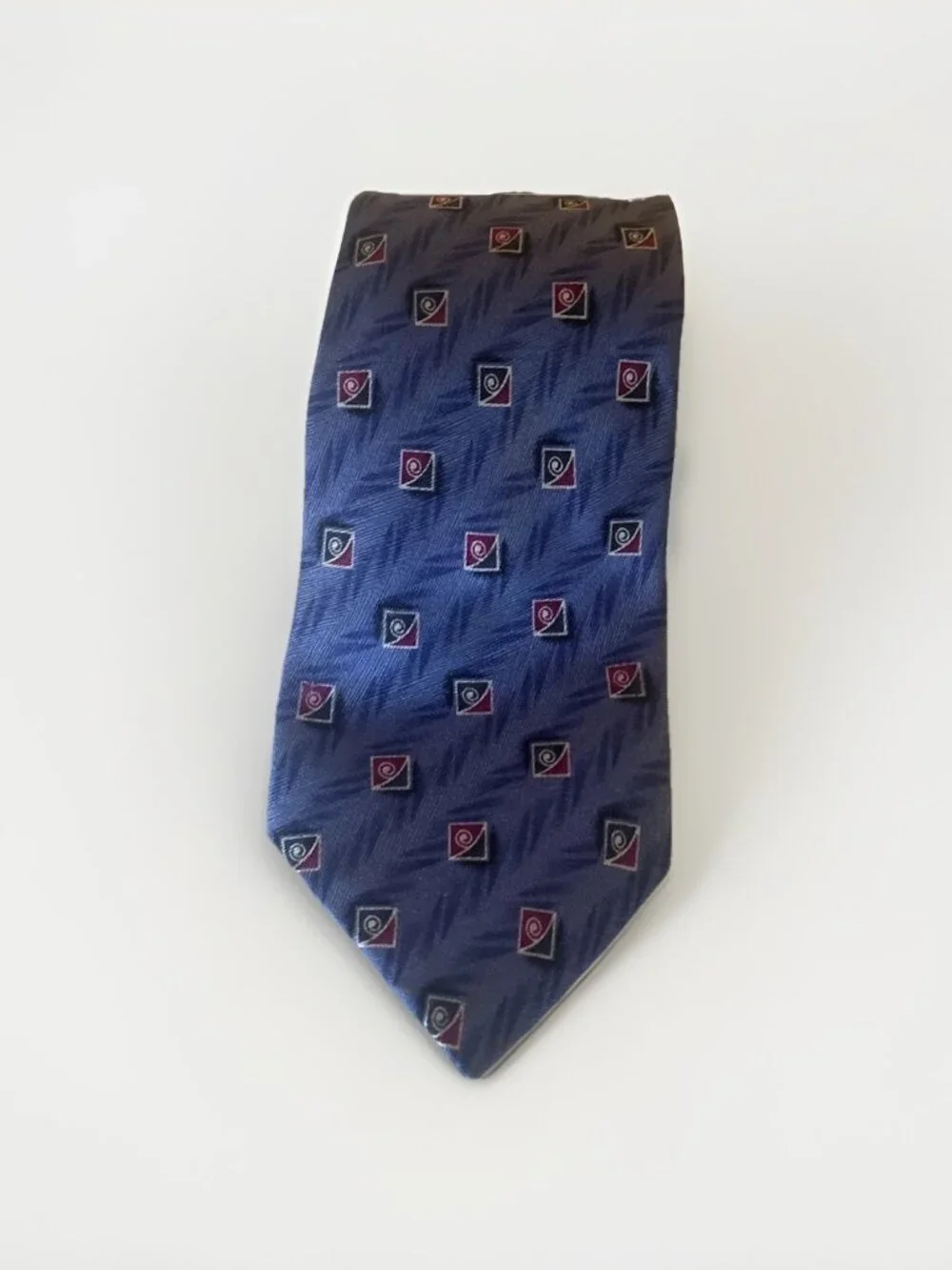 Vintage Oleg Cassini Blue Red Hand Made 100% Silk Men’s Neck Tie 80’s Print Cool